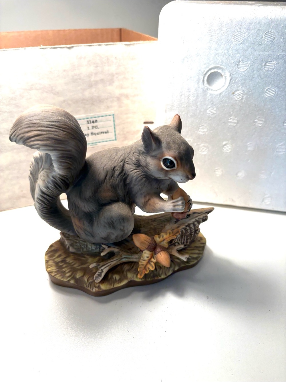 Vintage 1982 Homco masterpiece gray squirrel # 1146
